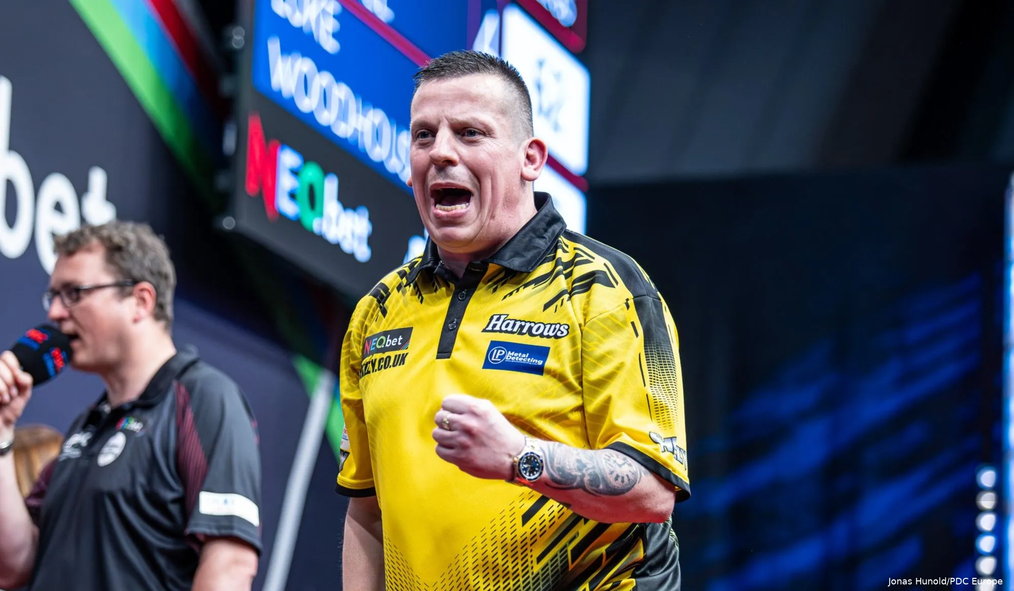 Dave Chisnall holt sich den Titel bei den European Darts Open 2024 und